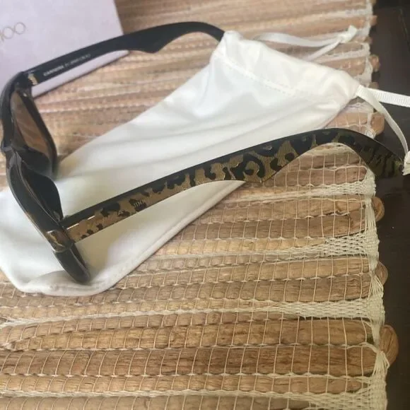 GUC Jimmy Choo Carrera - Picture 4 of 7